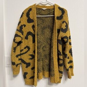 Hem & Thread Mustard and Black Cardigan Size Small